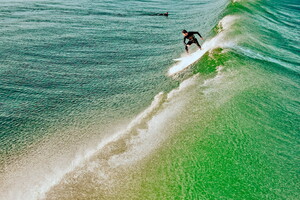 Camping lou pignada le surf pour débutant on répond à toutes vos questions Comment passer la barre vers les vagues vertes surfeur surfer