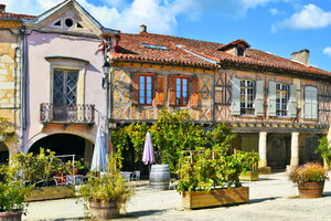 Labastide-d'Armagnac village authentique dans les Landes Nouvelle Aquitaine France